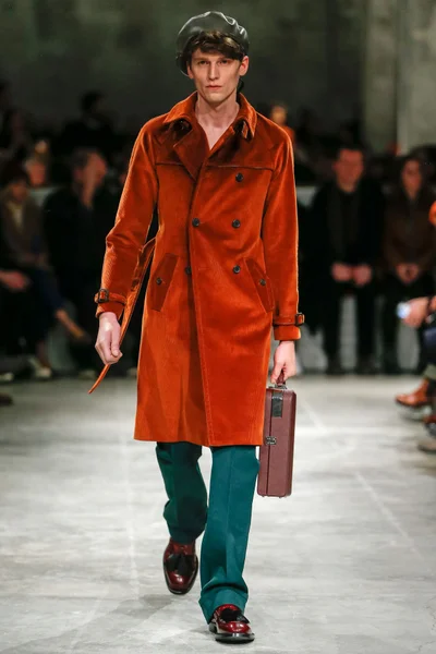 Look 21